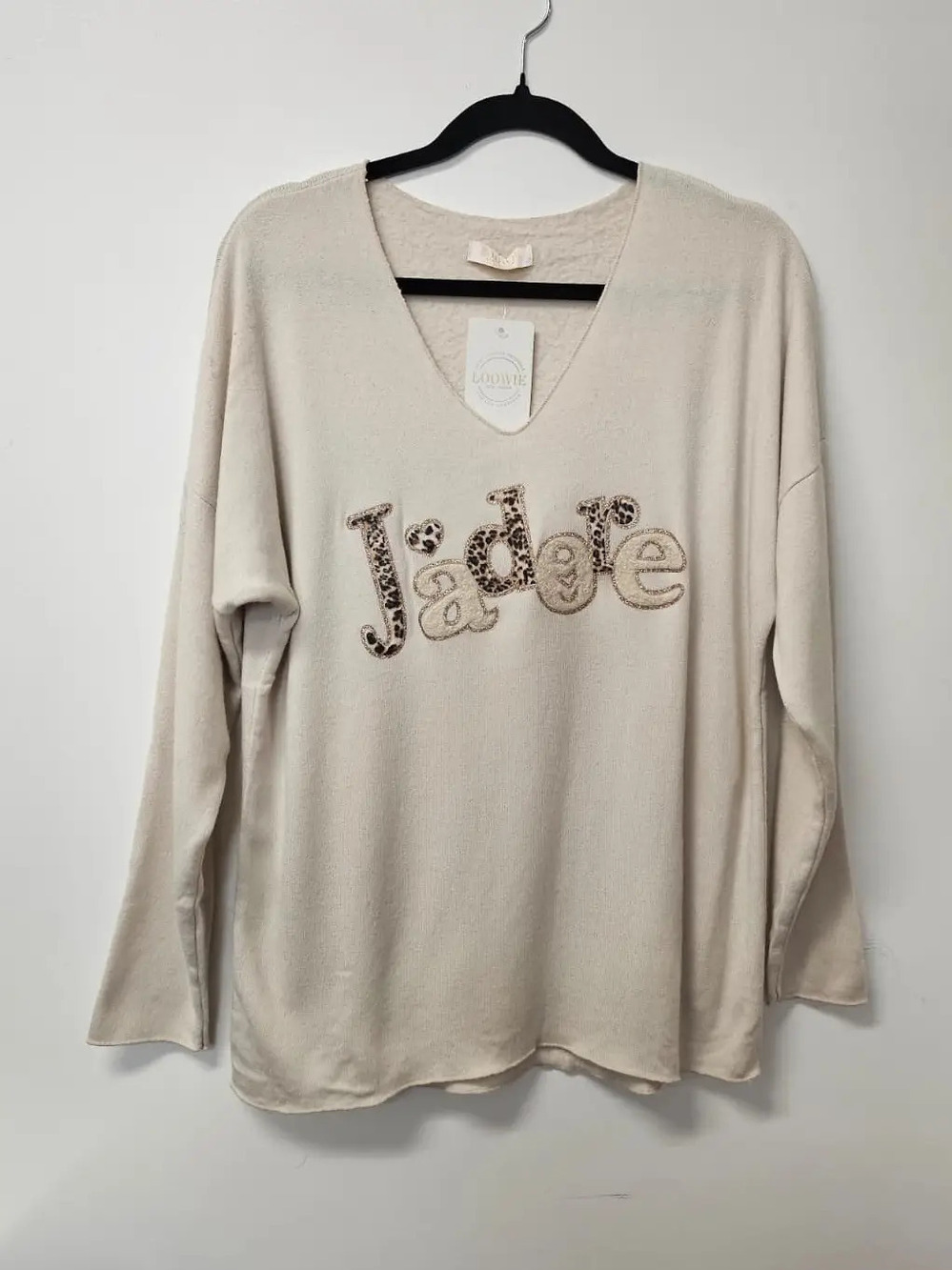L401 B | Loowie Jadere Cozy V-Neck Embroidered Sweater | Ivory | One Size S-L